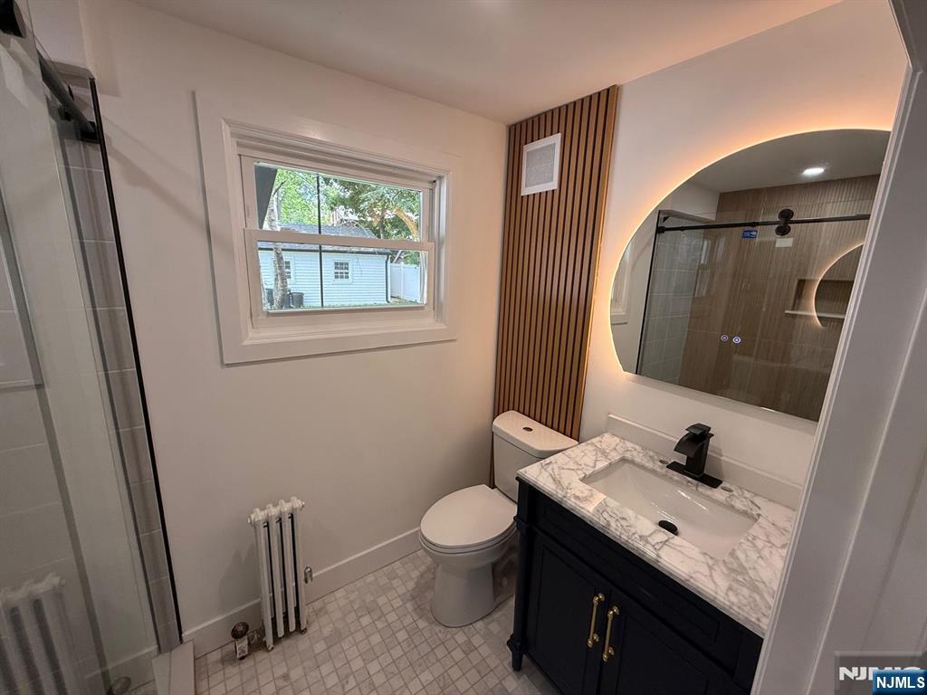 867 River Road Teaneck, NJ 07666 - Photo 8 of 32