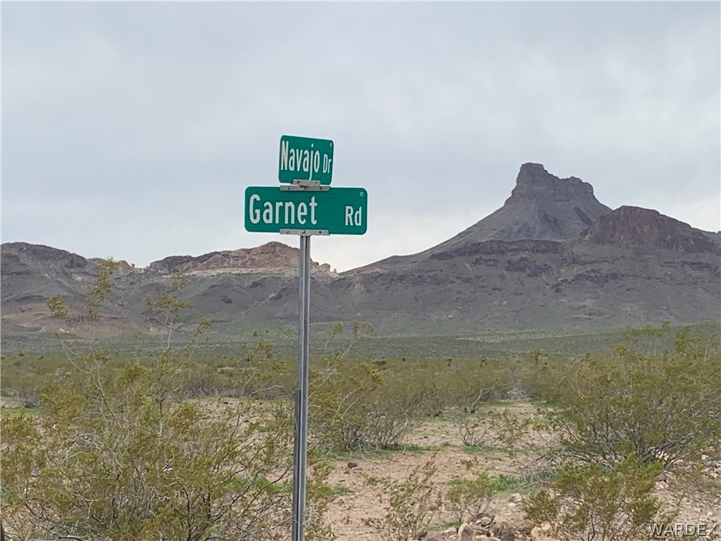 Tbd Ocotillo Road Golden Valley, AZ 86413 - Photo 10 of 13 Turn left here!