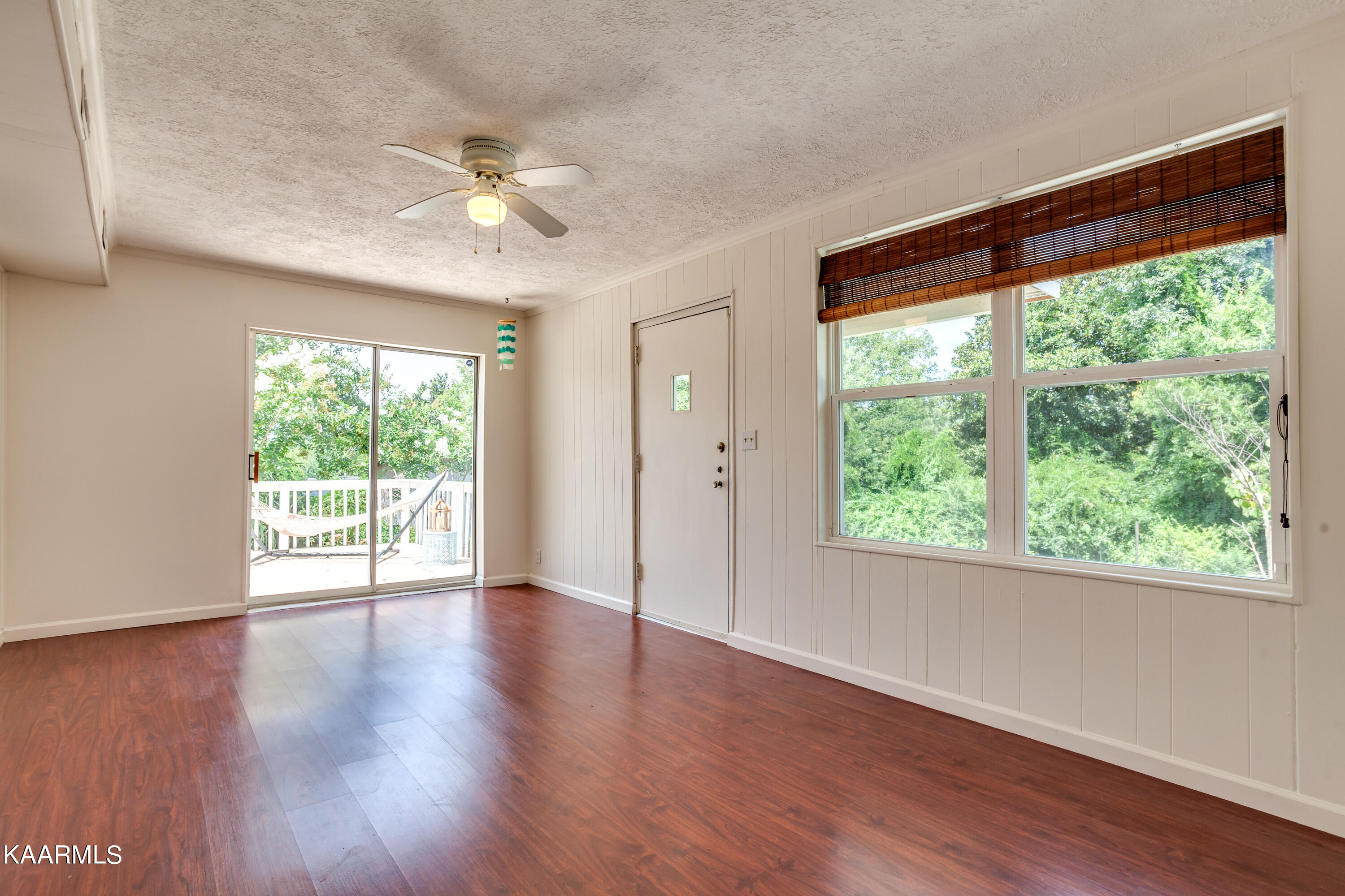 108 Niagara Lane Oak Ridge, TN 37830 - Photo 16 of 34 006220902-3-108NiagaraLnOakRidgeTN-SMALL