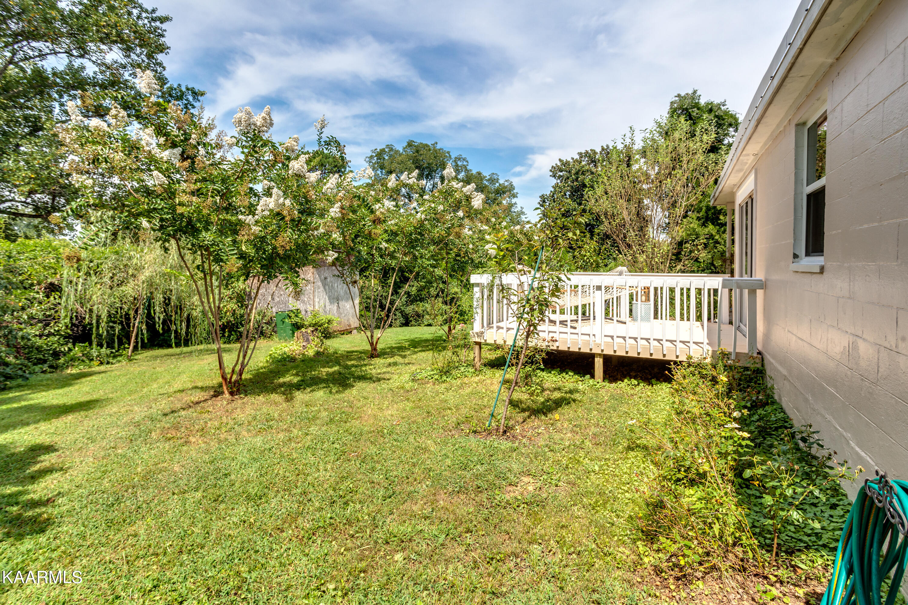 108 Niagara Lane Oak Ridge, TN 37830 - Photo 30 of 34 030220902-3-108NiagaraLnOakRidgeTN-SMALL