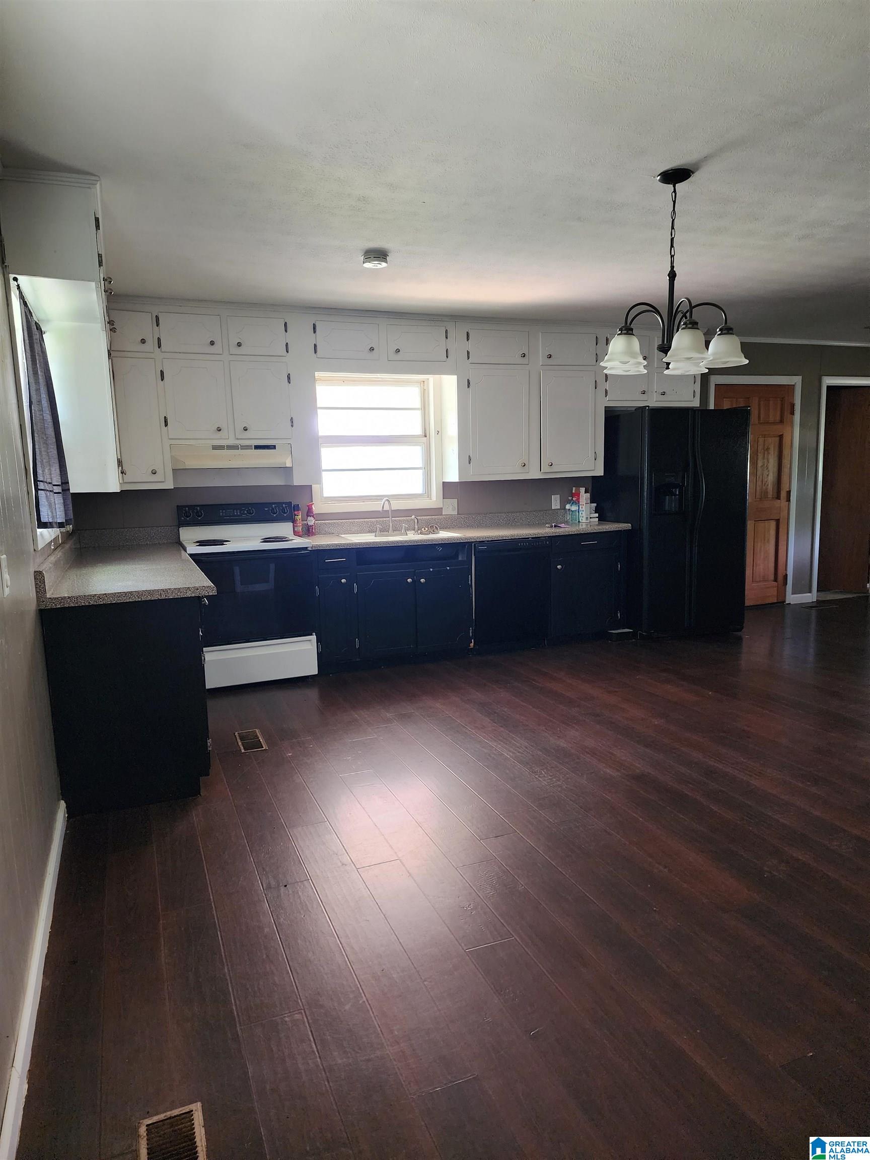19619 Highway 48 Wedowee, AL 36278 - Photo 8 of 26
