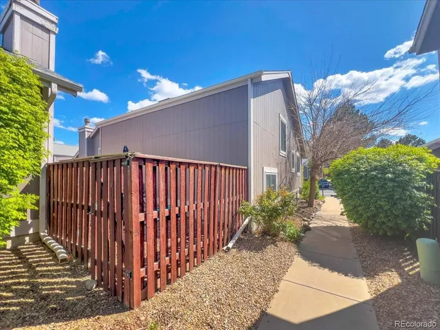 a view of a pathway of a building
