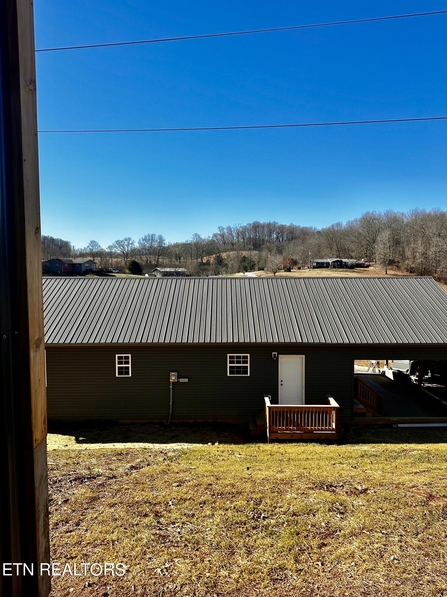 751 Greasy Hollow Road Speedwell, TN 37870 - Photo 10 of 38 IMG_6487