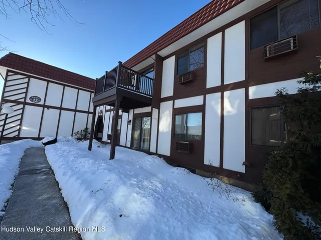 $249,000 | 12 Skyline Drive, Unit 8, Fishkill, NY 12524