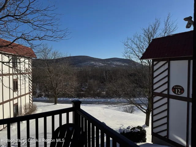 $249,000 | 12 Skyline Drive, Unit 8, Fishkill, NY 12524