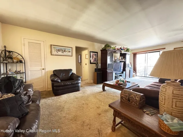 $249,000 | 12 Skyline Drive, Unit 8, Fishkill, NY 12524