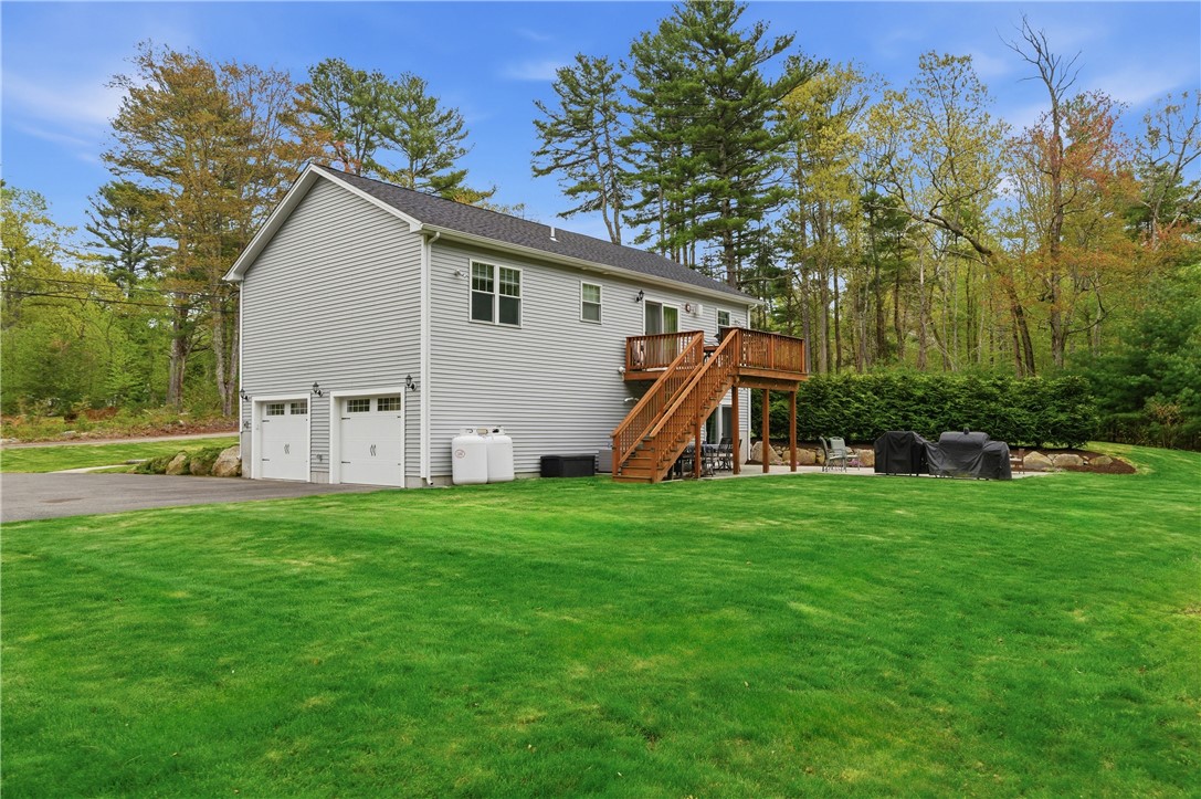 7 Pine Orchard Road Glocester, RI 02814 - Photo 3 of 39