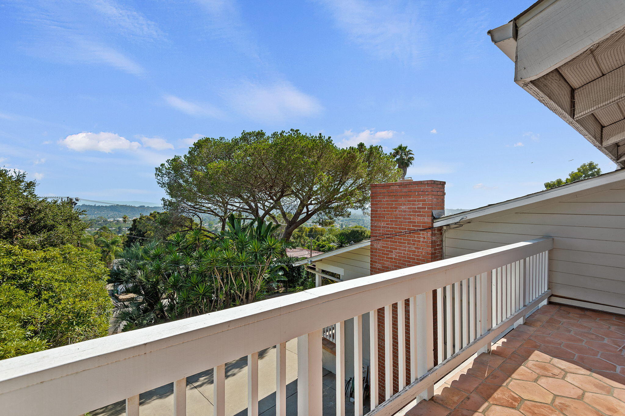 909 Cheltenham Road Santa Barbara, CA 93105 - Photo 17 of 33 Balcony