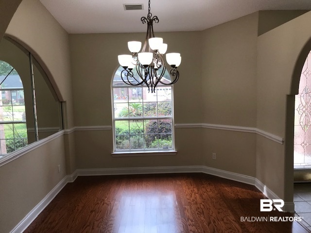 4620 Starboard Lane Orange Beach, AL 36561 - Photo 14 of 33 Dining room