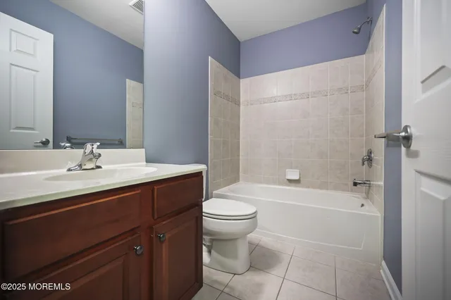 $1,070,000 | 7 Trumbull Court, Jackson, NJ 08527