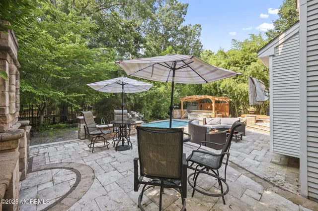 $1,070,000 | 7 Trumbull Court, Jackson, NJ 08527