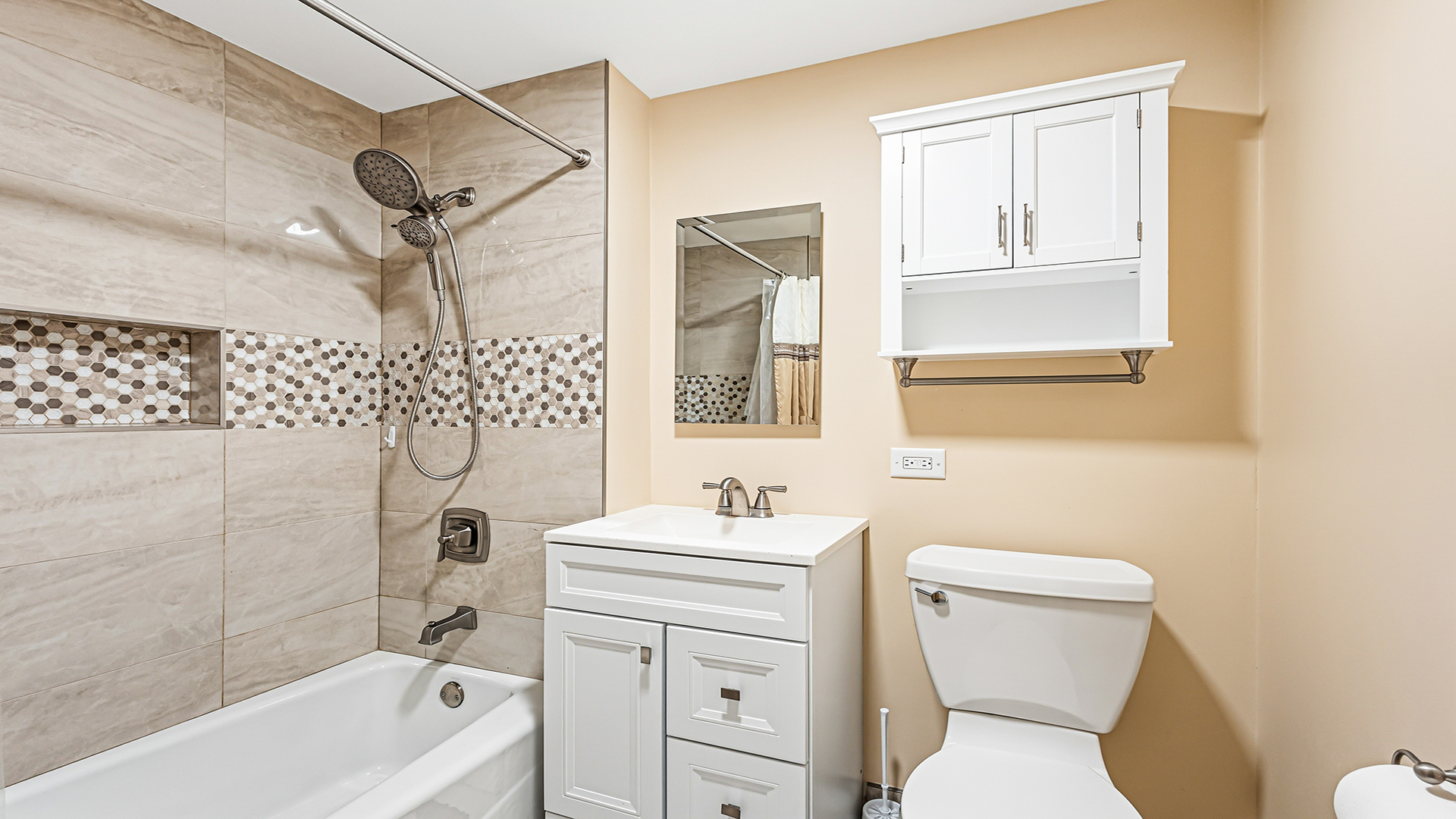 1770 North Newport Road Hoffman Estates, IL 60169 - Photo 25 of 50