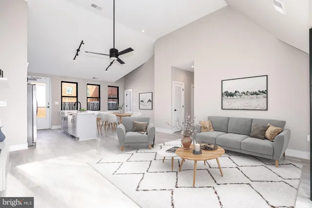 $11,500 | 3325 M Street Northwest, Unit TWO, Washington, DC 20007