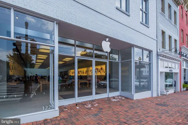 $11,500 | 3325 M Street Northwest, Unit TWO, Washington, DC 20007