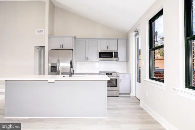 $11,500 | 3325 M Street Northwest, Unit TWO, Washington, DC 20007