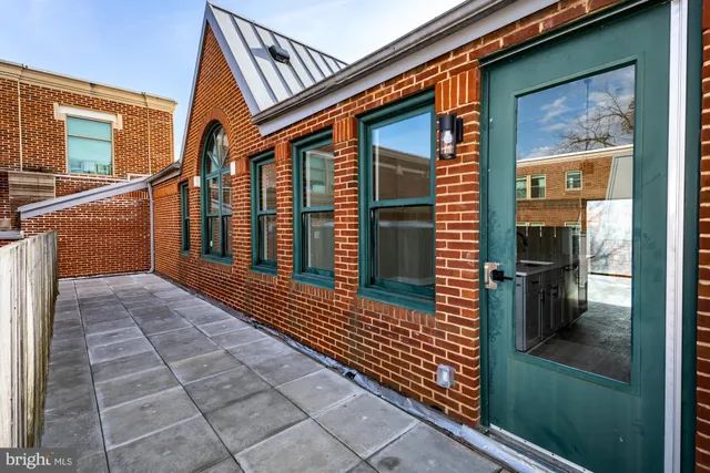 $11,500 | 3325 M Street Northwest, Unit TWO, Washington, DC 20007