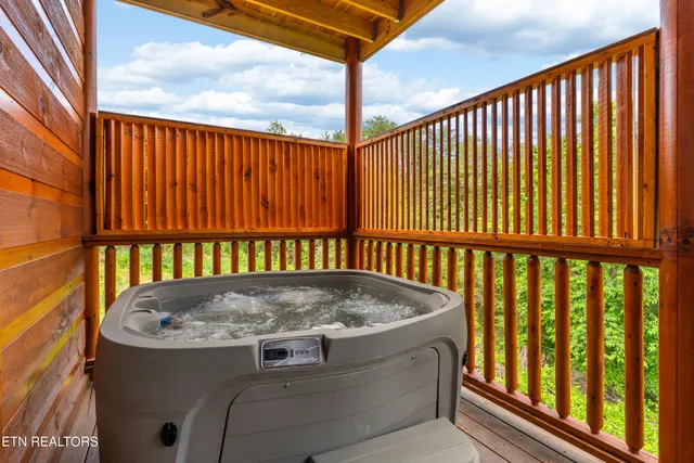 $1,995,000 | 750 Bethlehem Way, Sevierville, TN 37876