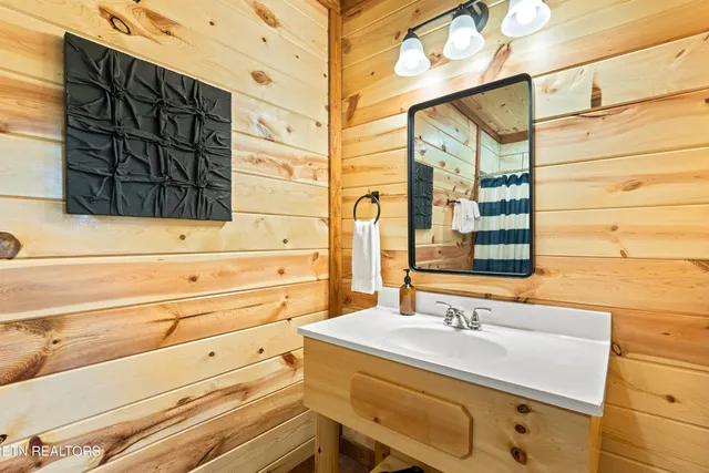 $1,995,000 | 750 Bethlehem Way, Sevierville, TN 37876