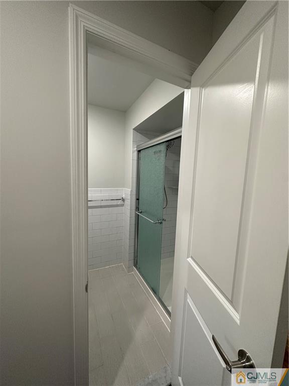 3804 Hana Road Edison, NJ 08817 - Photo 4 of 34