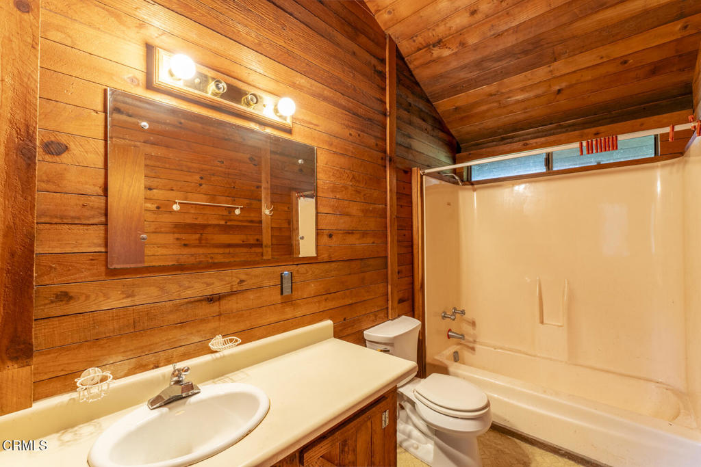 159 Jewett Street Fort Bragg, CA 95437 - Photo 6 of 20 DSC09970-HDR