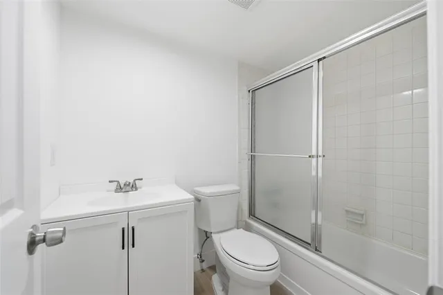 $219,000 | 9430 Poinciana Place, Unit 409, Davie, FL 33324