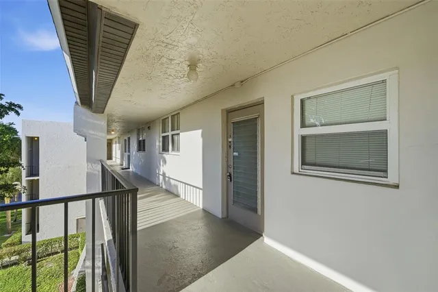 $219,000 | 9430 Poinciana Place, Unit 409, Davie, FL 33324