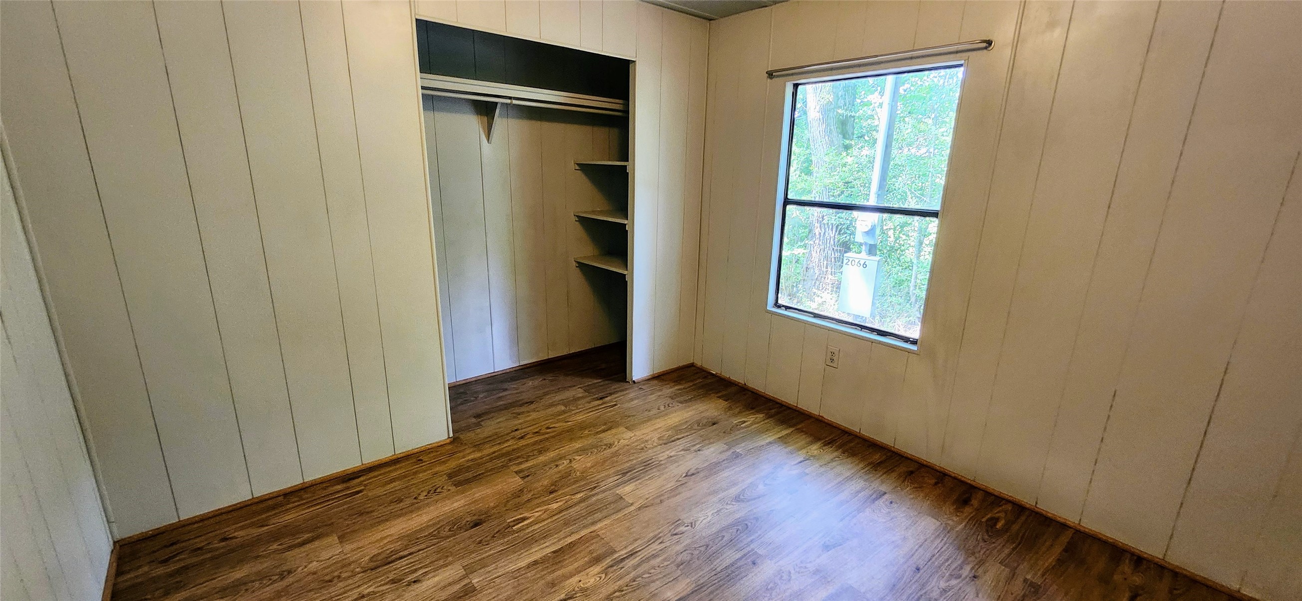 2066 County Road 332 Cleveland, TX 77327 - Photo 10 of 11 Third Bedroom