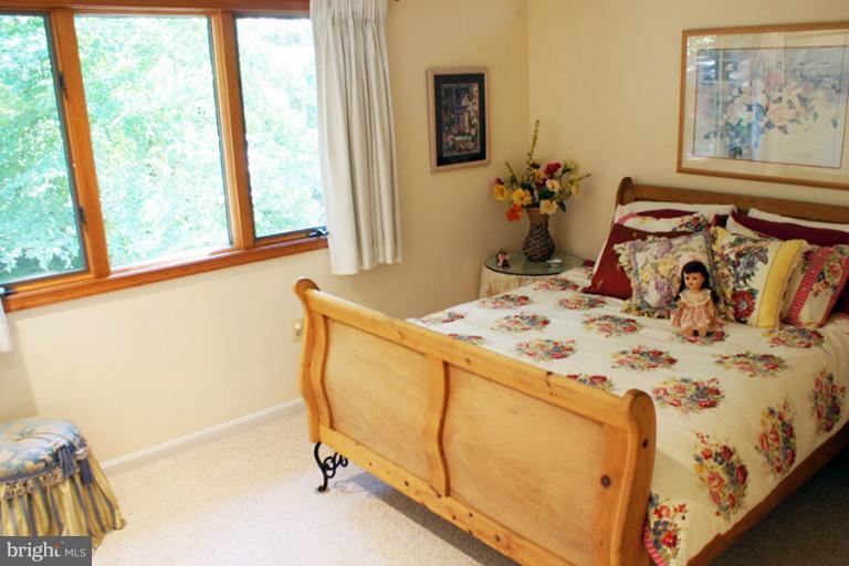2265 Mt Tabor Road Gambrills, MD 21054 - Photo 22 of 30 3rd Bedroom
