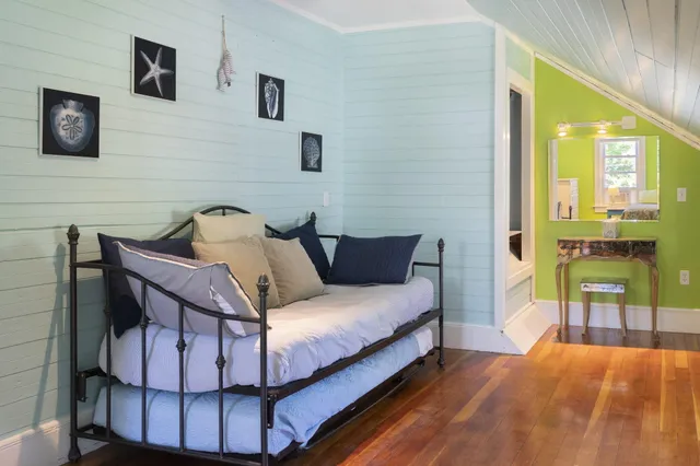 $800,000 | 3 Wayman Lane, Bar Harbor, ME 04609