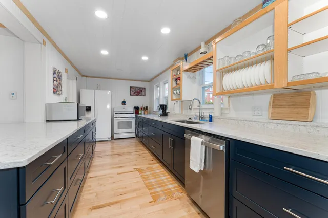 $800,000 | 3 Wayman Lane, Bar Harbor, ME 04609