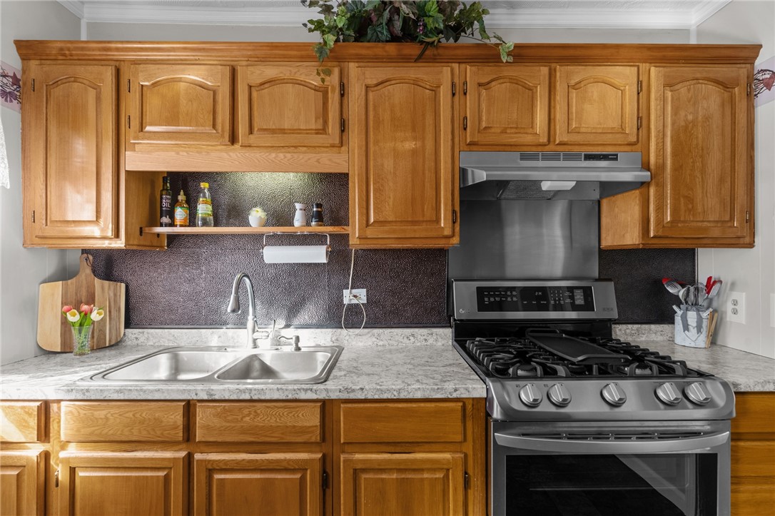 175 Irving Road Warwick, RI 02888 - Photo 17 of 29