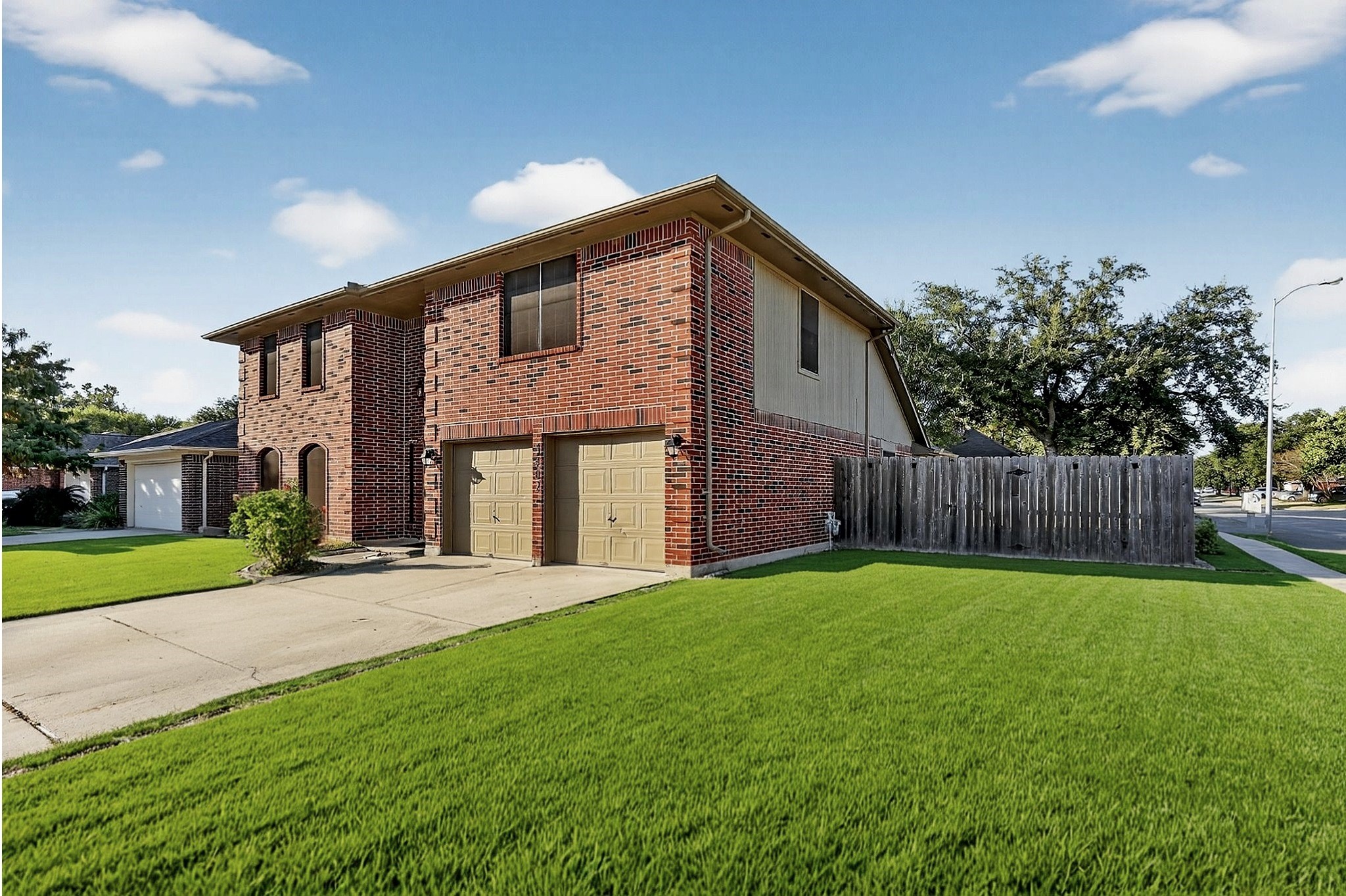 3402 Crystal Dove Drive Spring, TX 77388 - Photo 3 of 33 a view of a house with a yard and pathway