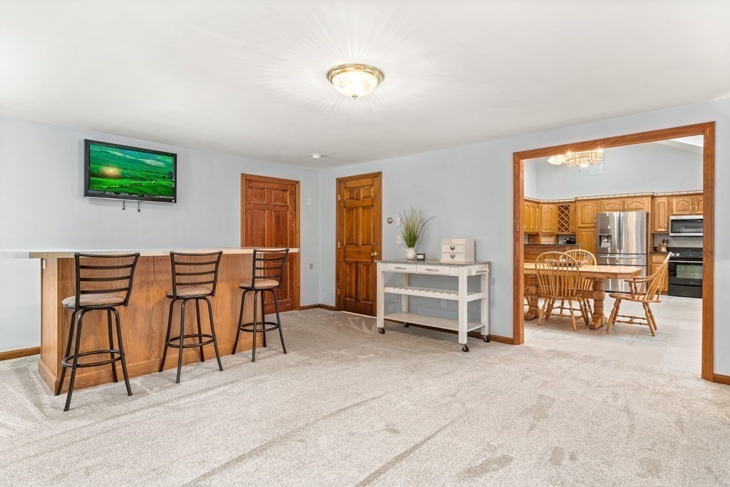 16 Meadowview Road Georgetown, MA 01833 - Photo 15 of 40 Gallery Image 15