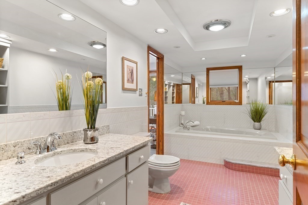 16 Meadowview Road Georgetown, MA 01833 - Photo 20 of 40 Gallery Image 20
