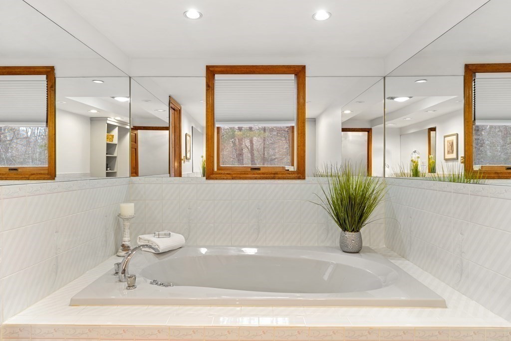 16 Meadowview Road Georgetown, MA 01833 - Photo 21 of 40 Gallery Image 21