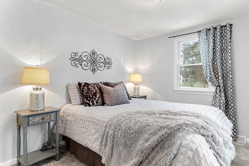 16 Meadowview Road Georgetown, MA 01833 - Photo 26 of 40 Gallery Image 26