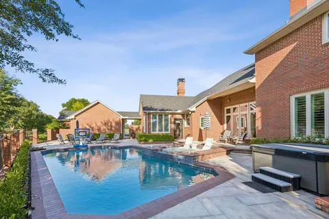 $950,000 | 4127 Manorview Lane, Dallas, TX 75228