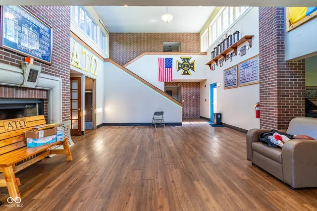 $1,500,000 | 1100 West Riverside Avenue, Muncie, IN 47303