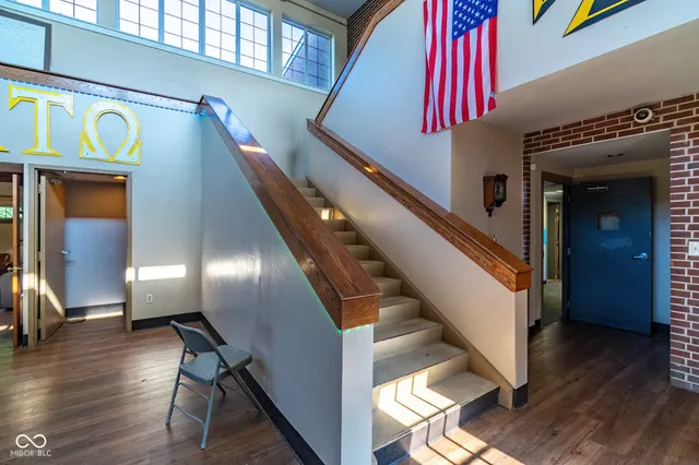 $1,500,000 | 1100 West Riverside Avenue, Muncie, IN 47303