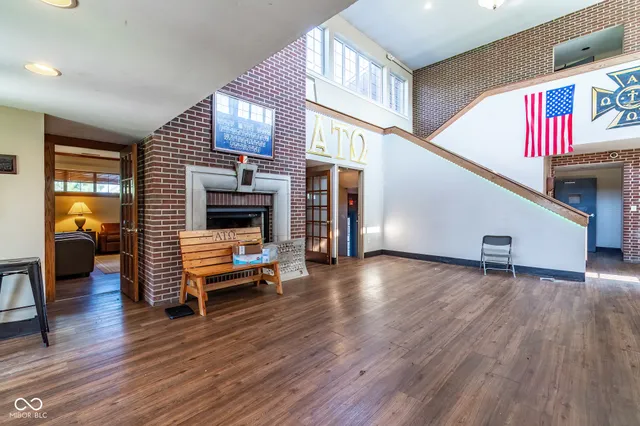 $1,500,000 | 1100 West Riverside Avenue, Muncie, IN 47303