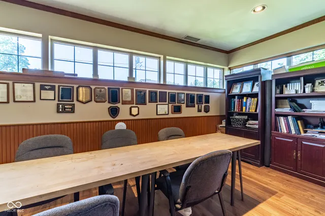 $1,500,000 | 1100 West Riverside Avenue, Muncie, IN 47303