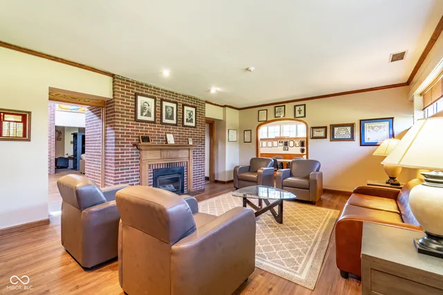 $1,500,000 | 1100 West Riverside Avenue, Muncie, IN 47303