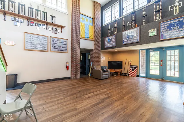 $1,500,000 | 1100 West Riverside Avenue, Muncie, IN 47303