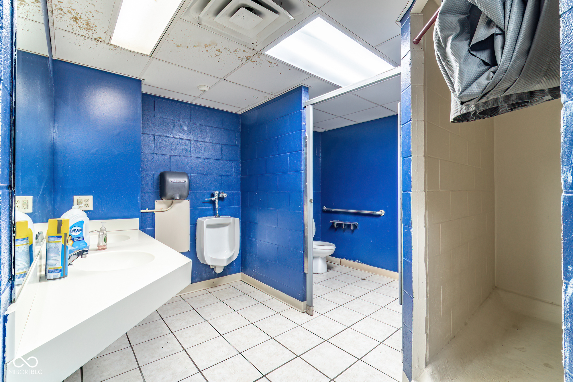 1100 West Riverside Avenue Muncie, IN 47303 - Photo 43 of 61