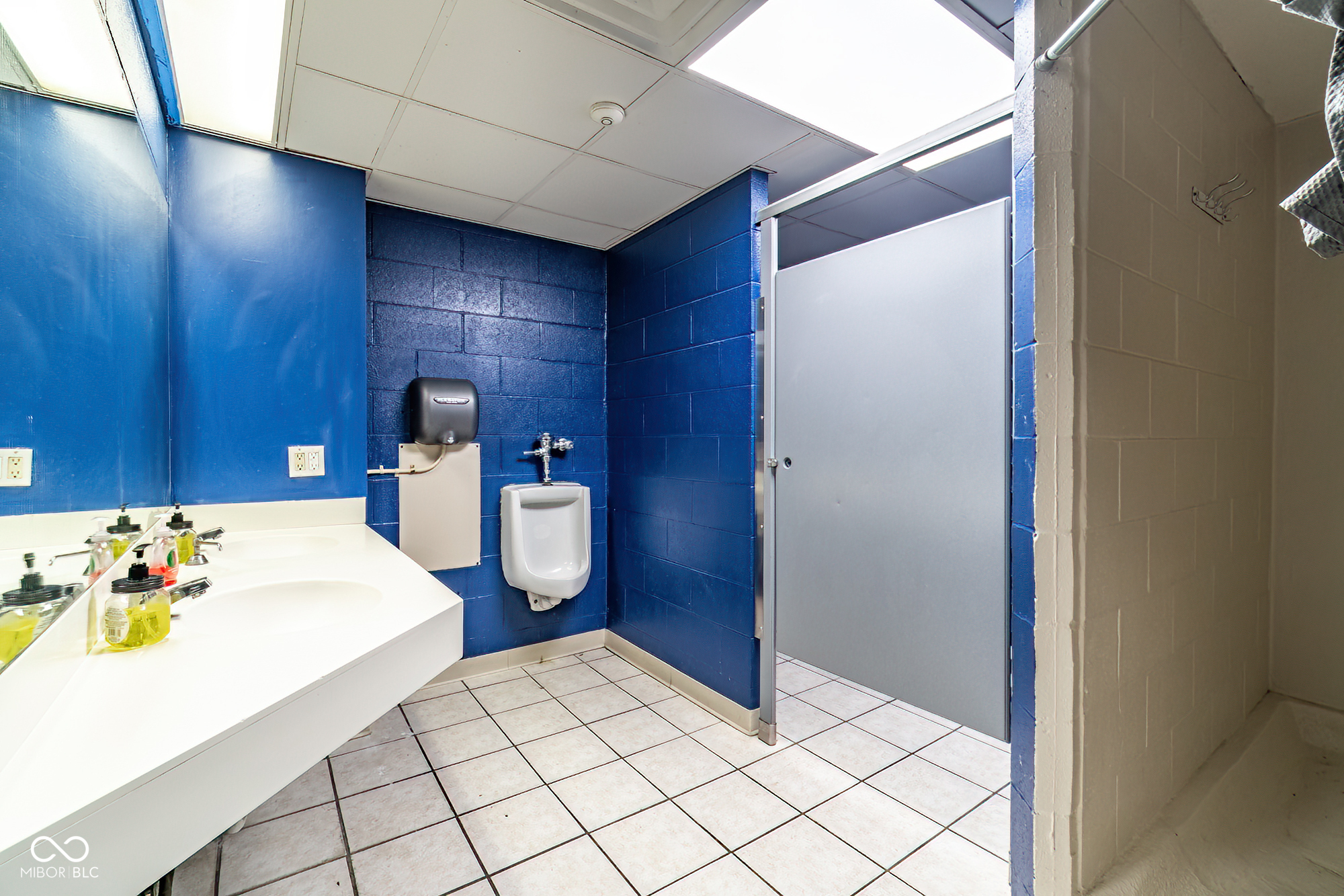 1100 West Riverside Avenue Muncie, IN 47303 - Photo 46 of 61