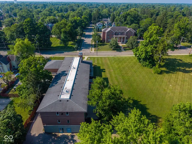 $1,500,000 | 1100 West Riverside Avenue, Muncie, IN 47303