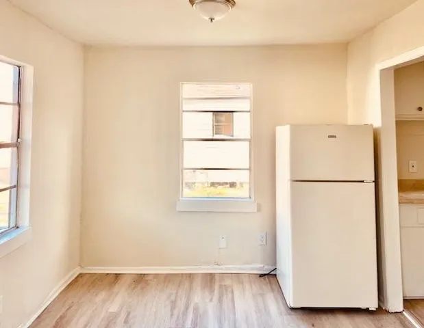 $1,350 | 1214 Des Jardines Street, Unit BACK, Houston, TX 77023