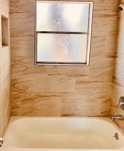 $1,350 | 1214 Des Jardines Street, Unit BACK, Houston, TX 77023