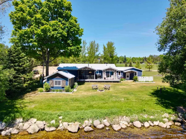 $592,700 | 17415 Walker Street, Curtis, MI 49820