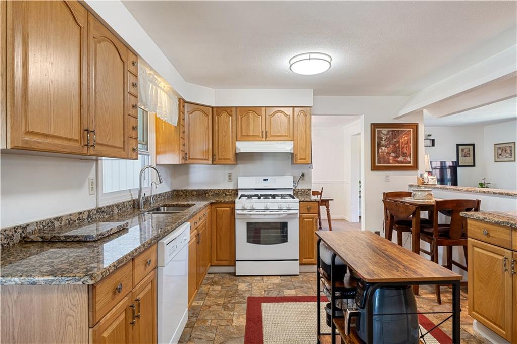 196 Ridge Road Freedom, PA 15042 - Photo 8 of 24